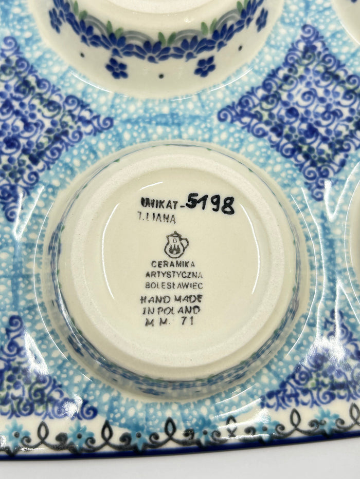 Muffin Pan ~ U5198 - U3!