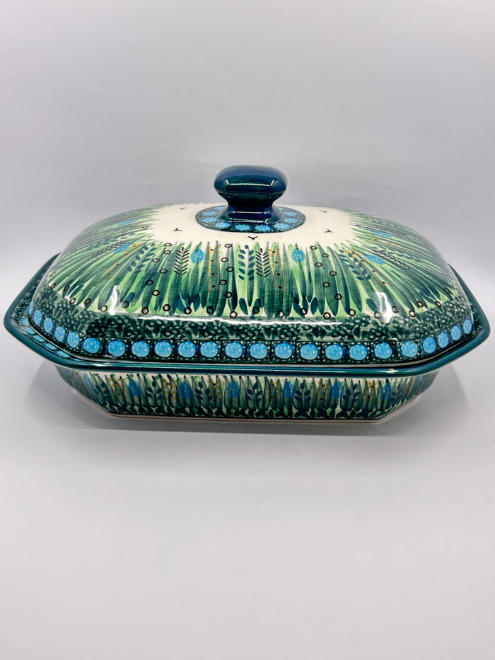 Baker ~ Covered Casserole ~ 8"W x 10.25"L ~ U0803 ~ U4!