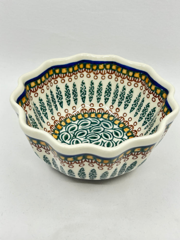 Bowl ~ Wavy Edge ~ 5 inch ~ 0192 ~ T4!
