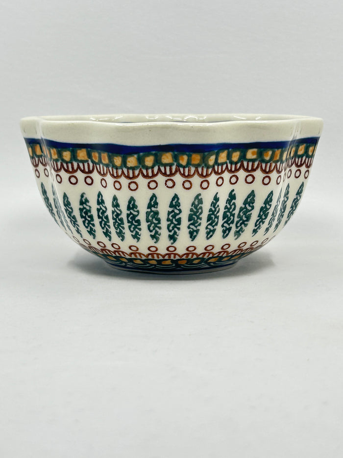 Bowl ~ Wavy Edge ~ 5 inch ~ 0192 ~ T4!