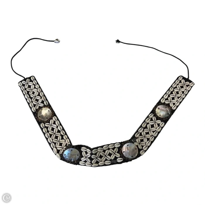 Belt By Clothes Mentor, Size: