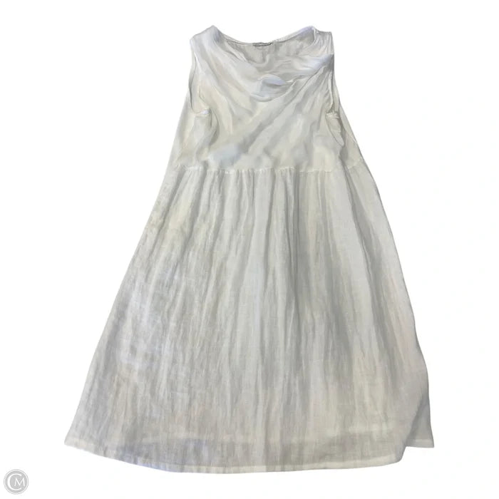 Dress Casual Short By Clothes Mentor In White, Size: S