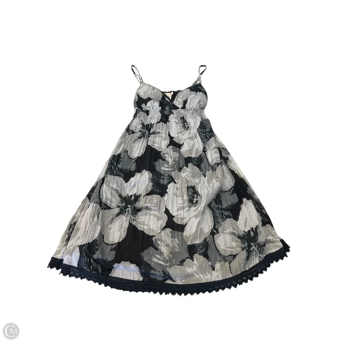 Dress Casual Short By Derek Heart In Black & Grey, Size: S