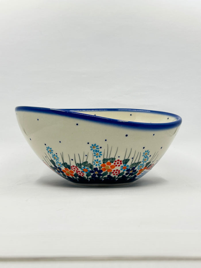 Egg Shape Serving Bowl - D23