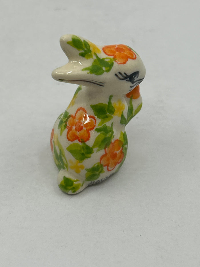 Mini Bunny with Carrot - Big Orange Daisy - A1