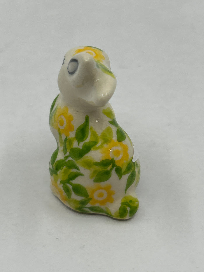 Mini Bunny with Carrot - Yellow Daisy - A1