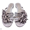 Sandals Flats By Clothes Mentor In Brown & White, Size: 6.5