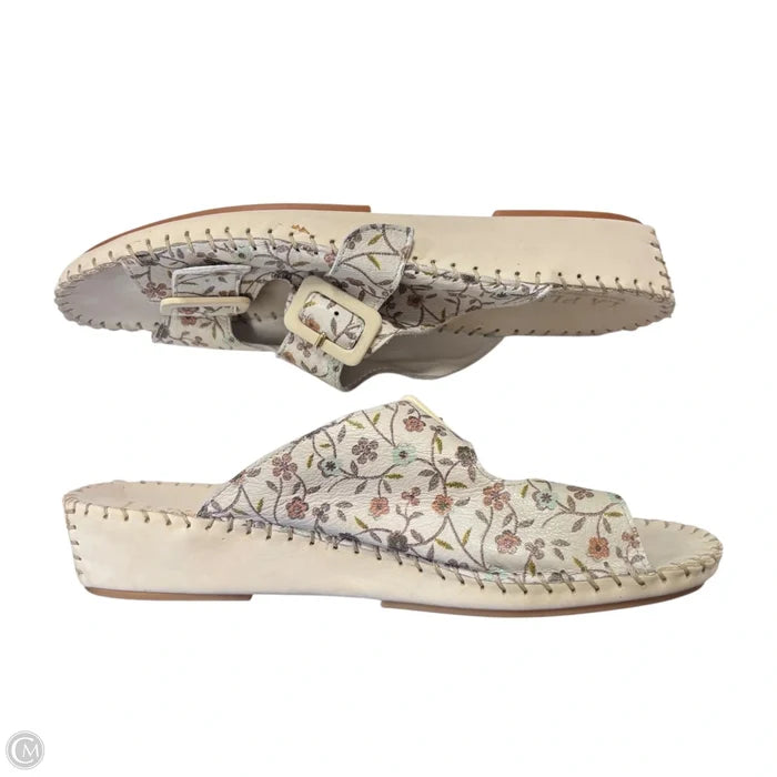 Sandals Flats By Clothes Mentor In Floral Print, Size: 9.5