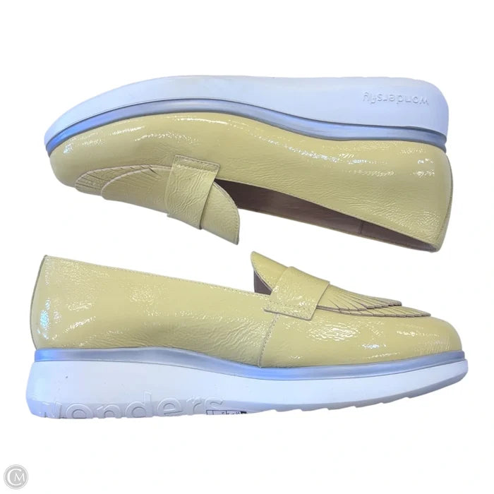 Shoes Flats By Clothes Mentor In Yellow, Size: 6