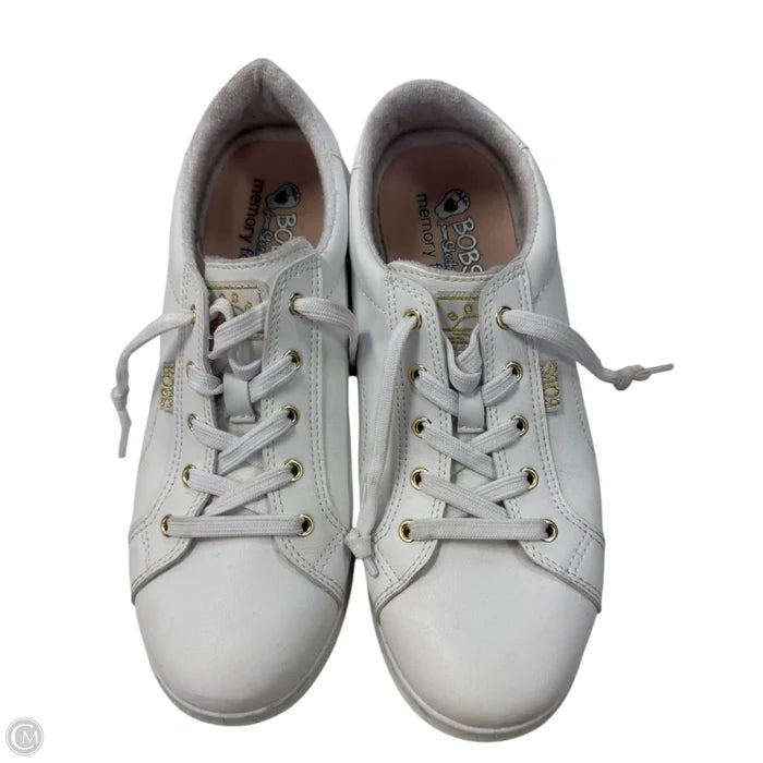 Shoes Sneakers By Bobs In White, Size: 9