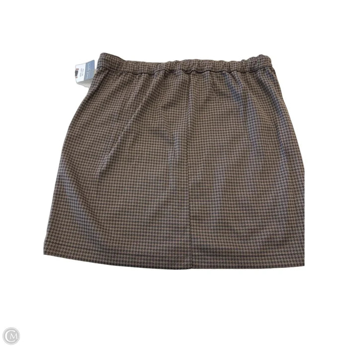 Skirt Mini & Short By Clothes Mentor In Brown, Size: L