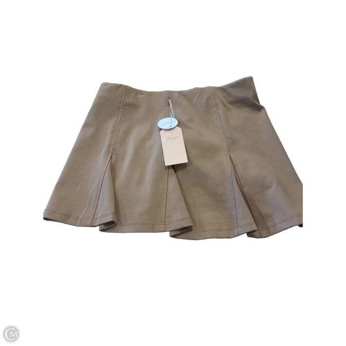 Skort By Clothes Mentor In Tan, Size: M