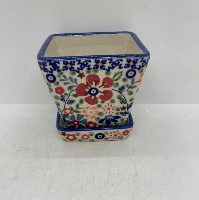 Square Flower Pot  -  EO34