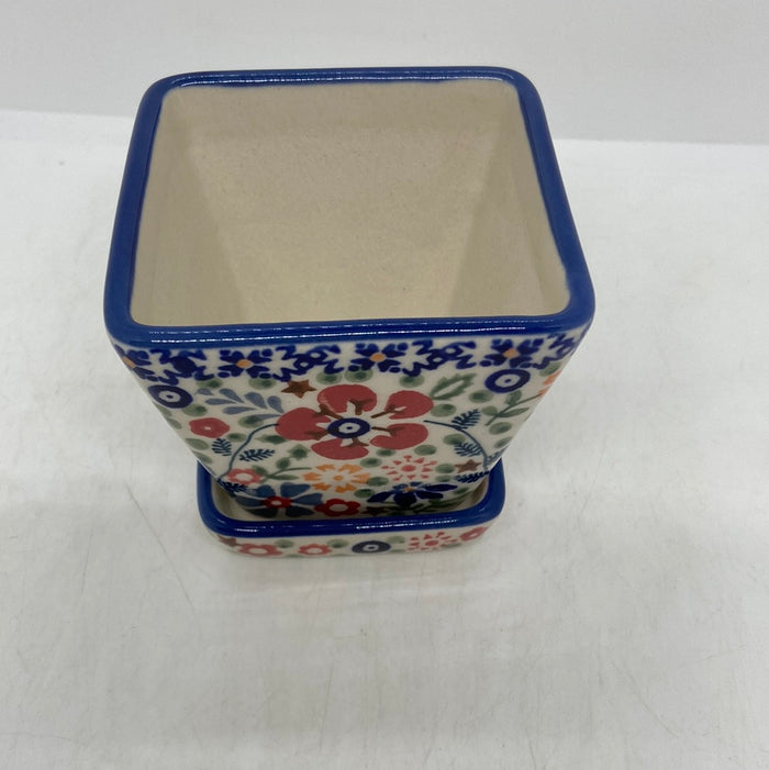 Square Flower Pot  -  EO34