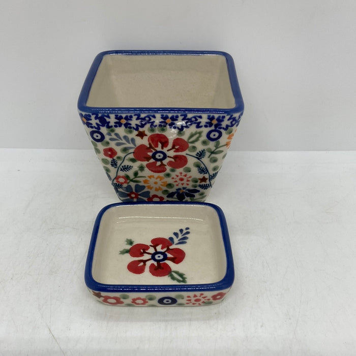 Square Flower Pot  -  EO34
