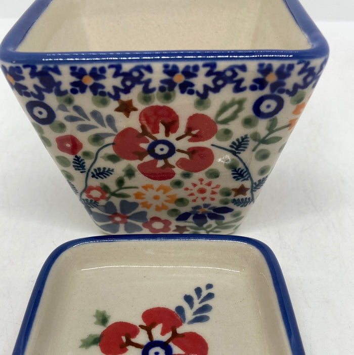 Square Flower Pot  -  EO34