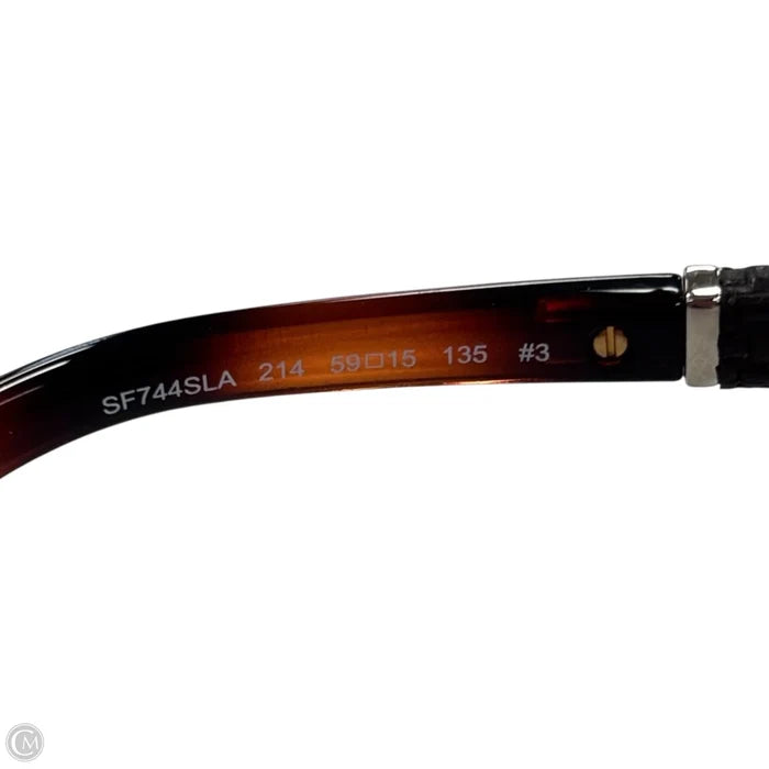 Sunglasses Luxury Designer By Ferragamo, Size: Medium