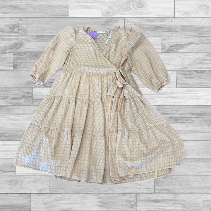 Tan Dress Casual Short Chicos, Size 6