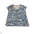 Top Short Sleeve Designer By Lilly Pulitzer In Blue & White, Size: M
