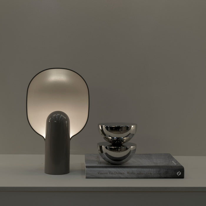 Ware bordslampa